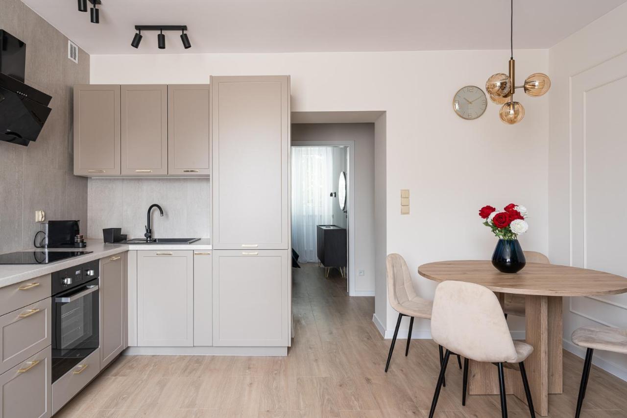 Rentplanet - Apartament Pilsudskiego Wrocław Extérieur photo